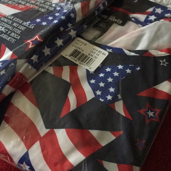 *SALE ITEM* Sale Items 5 for $15 - Picture 7 of 7